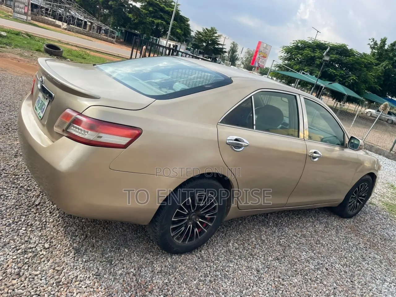 Toyota Camry 2008 Gold