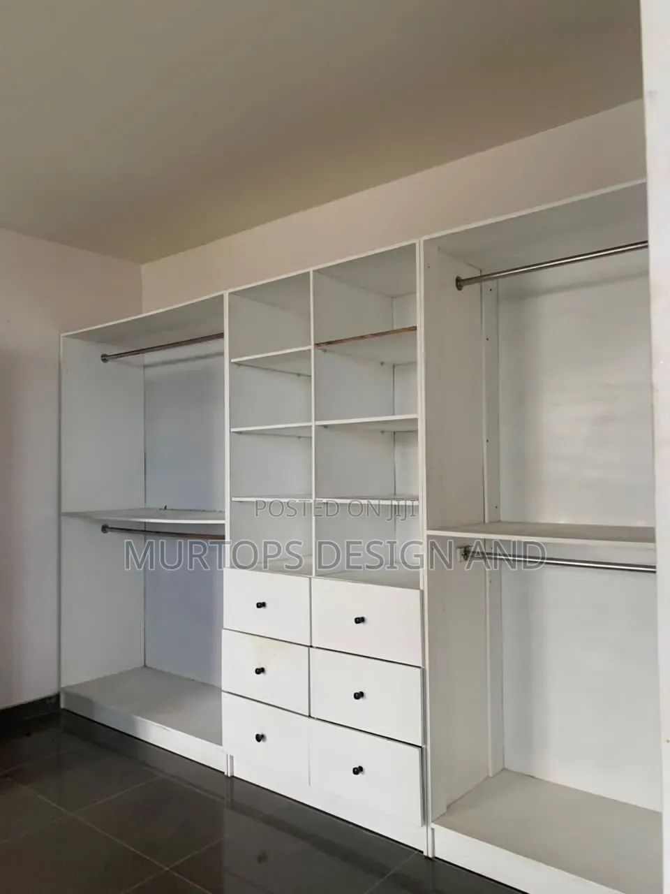 3bdrm Apartment in Lekki Phase 1 for rent