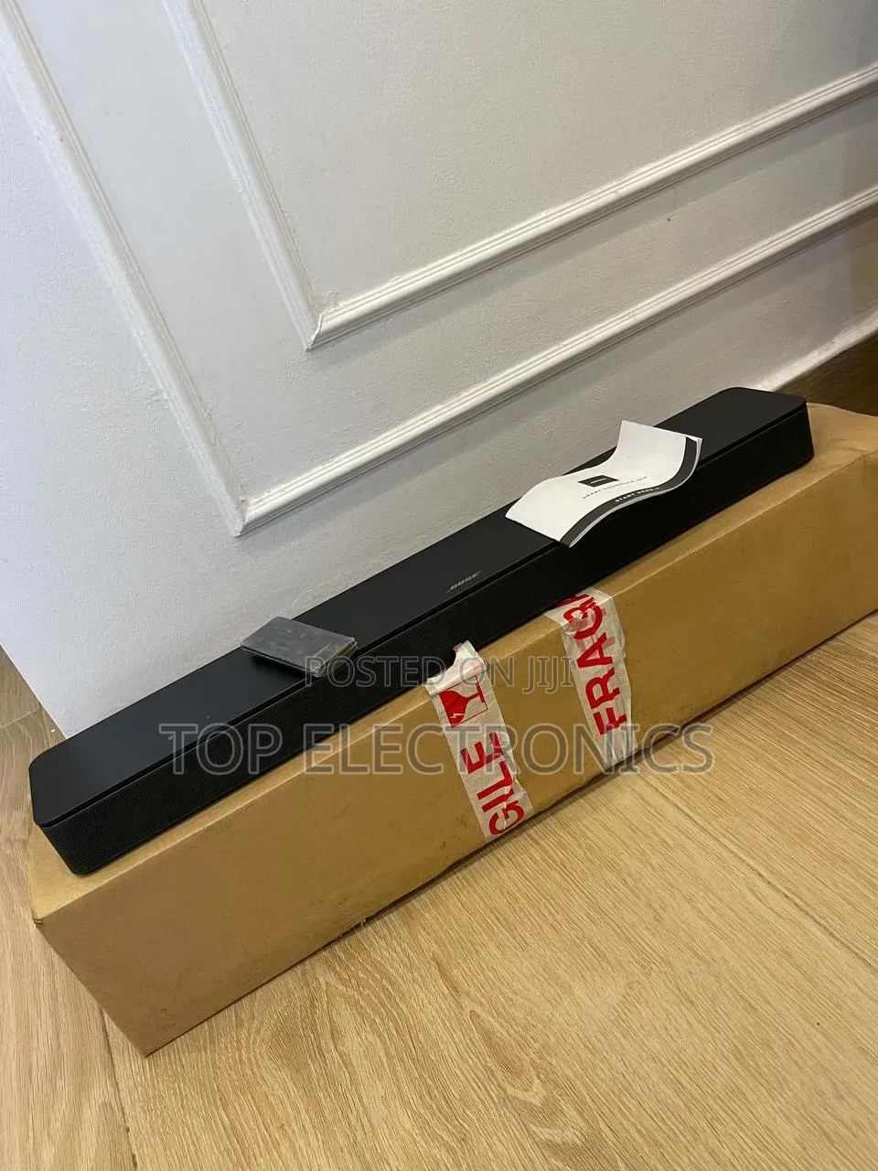 BOSE Smart Soundbar 300 Bass Module 500