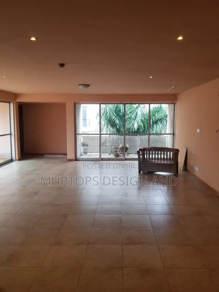 3bdrm Maisonette in Adeola Odeku for rent