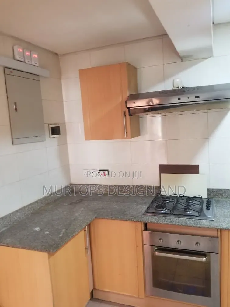 3bdrm Maisonette in Adeola Odeku for rent