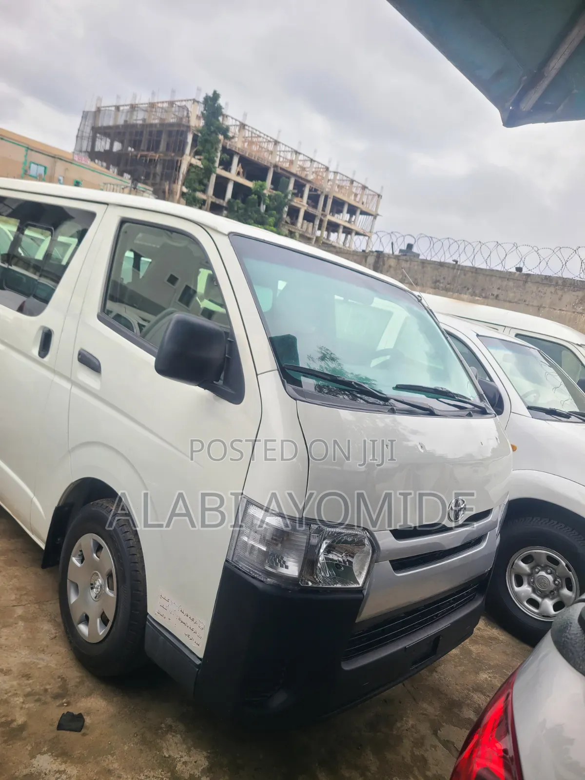 Toyota HiAce 2015 White