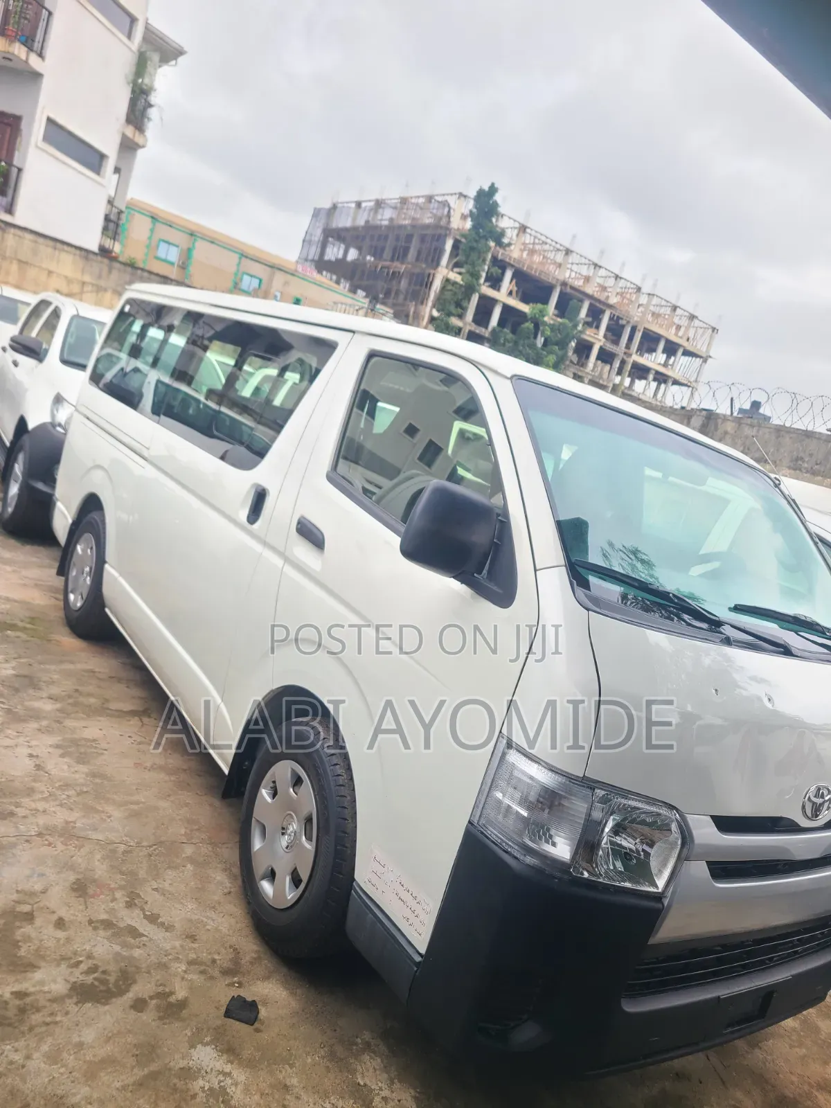 Toyota HiAce 2015 White