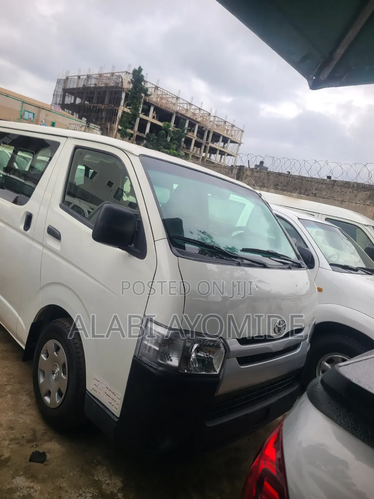 Toyota HiAce 2015 White