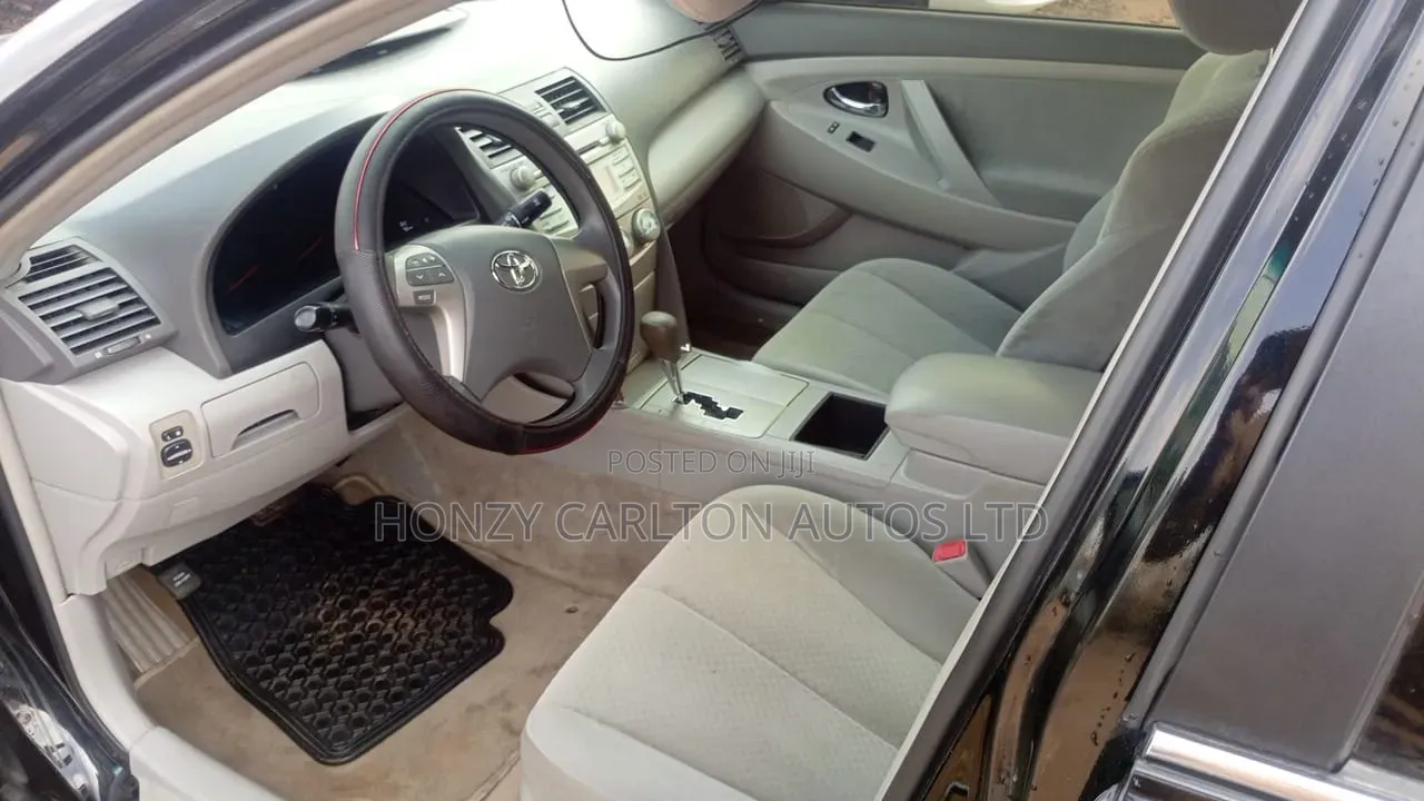 Toyota Camry LE 4dr Sedan (2.4L 4cyl 5A) 2008 Red