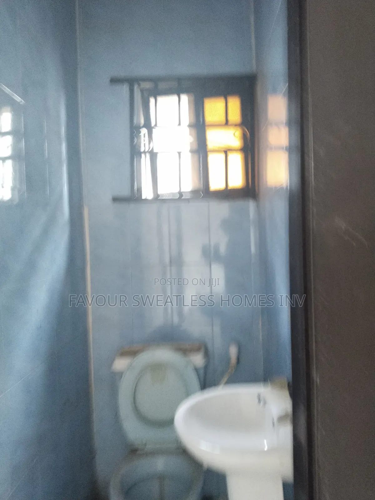 3bdrm Apartment in Magboro, Obafemi-Owode for rent