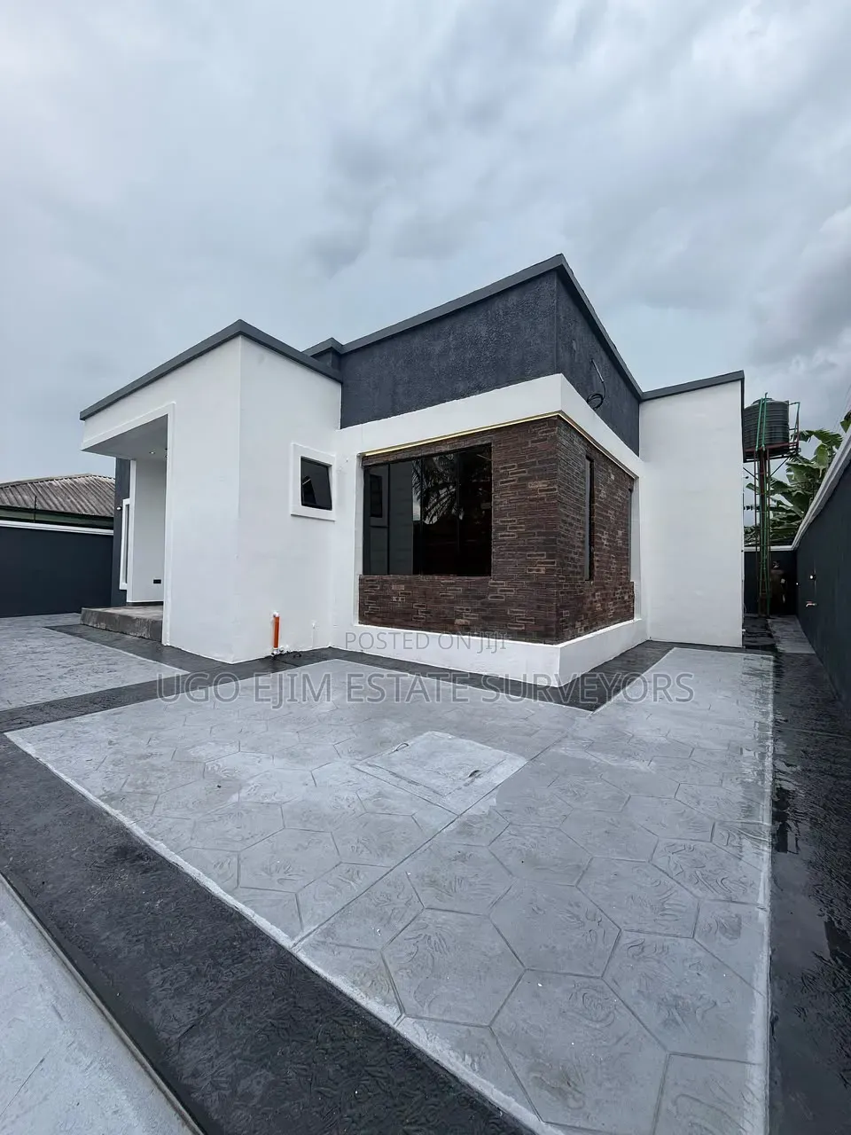3bdrm Bungalow in Majesty Estate, Port-Harcourt for sale