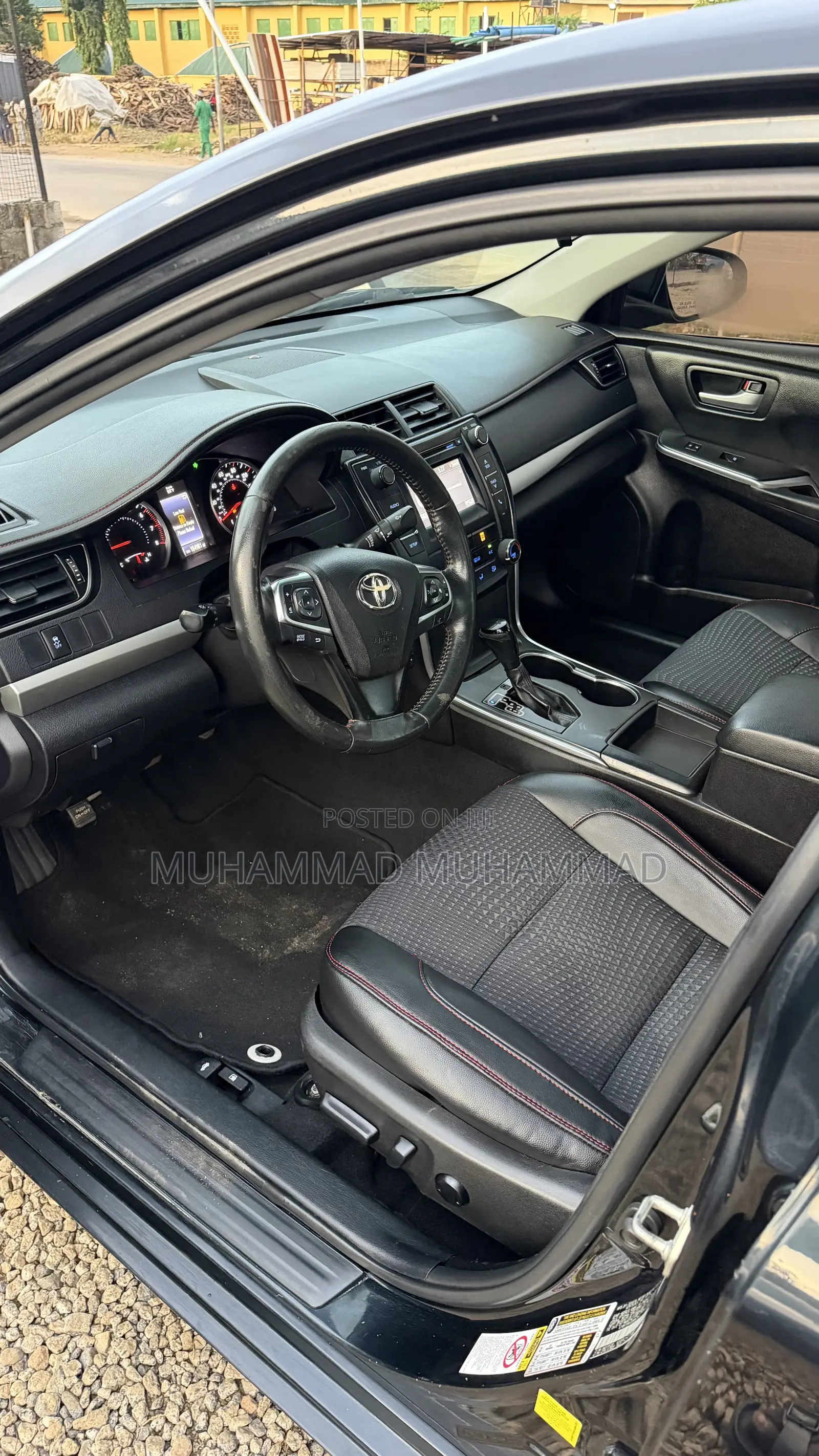 Toyota Camry 2016 Blue