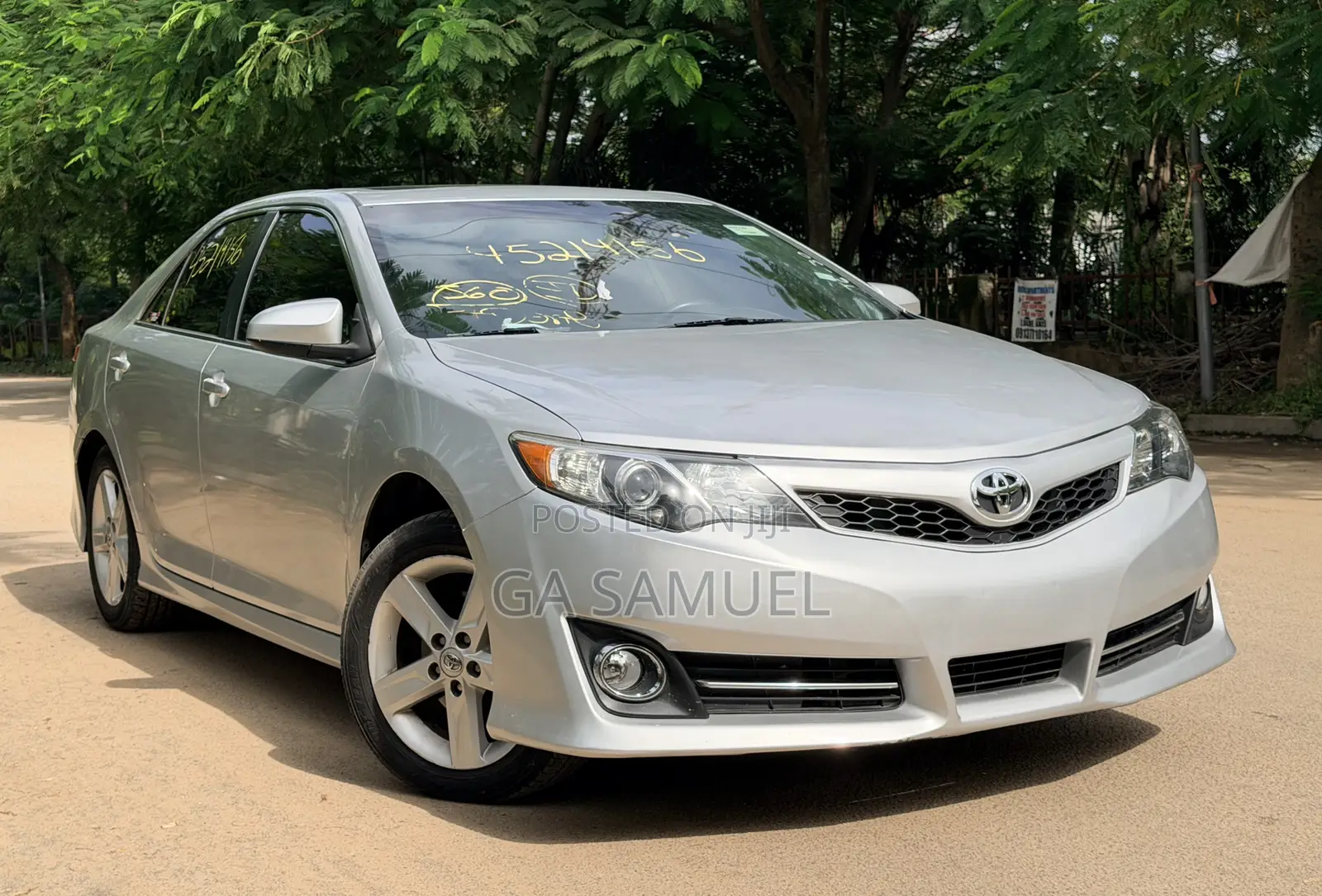 Toyota Camry SE Sport 4dr Sedan (2.5L 4cyl 6A) 2014 Silver