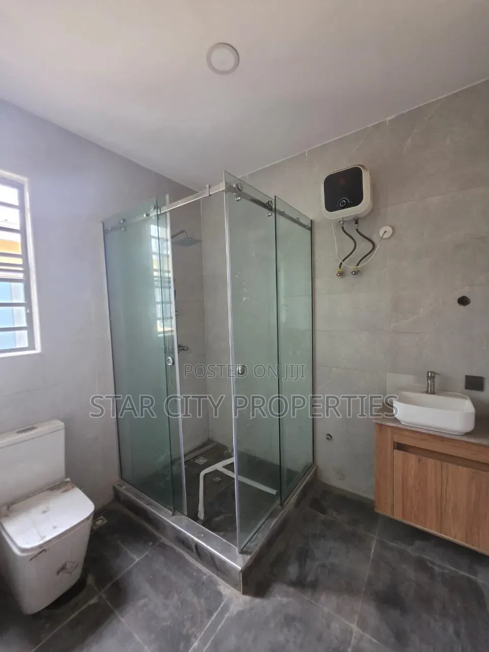 5bdrm Duplex in Omole Phase 2 for rent