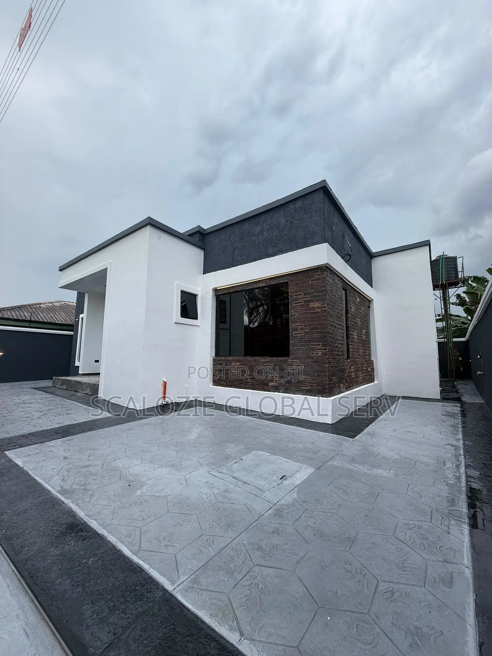 3bdrm Bungalow in Majesty Estate Off for sale