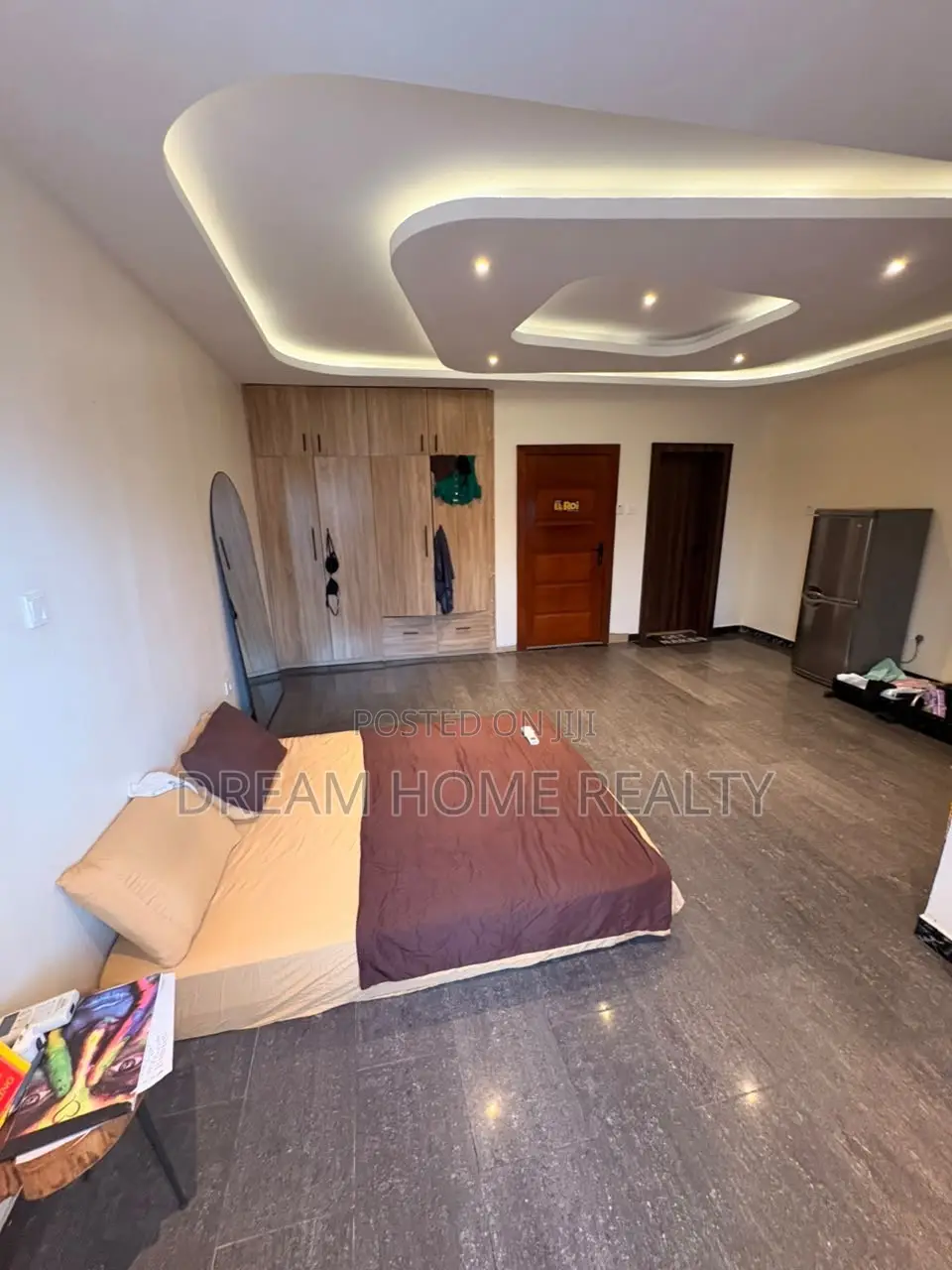 Furnished Studio Apartment in Admiralty Way, Lekki Phase 1 for rent