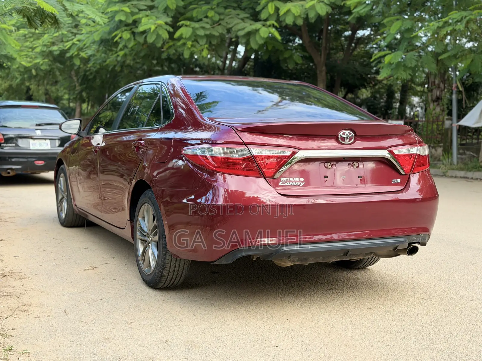 Toyota Camry 2017 Maroon