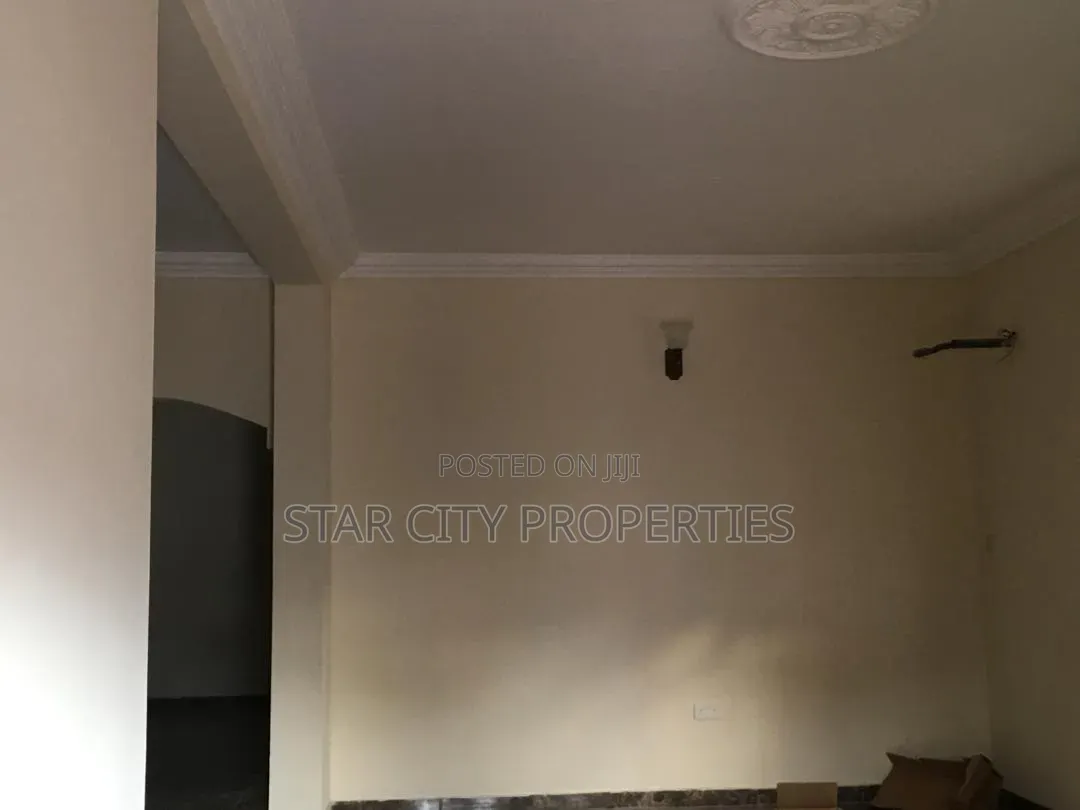 3bdrm Block of Flats in Magodo Isheri for sale