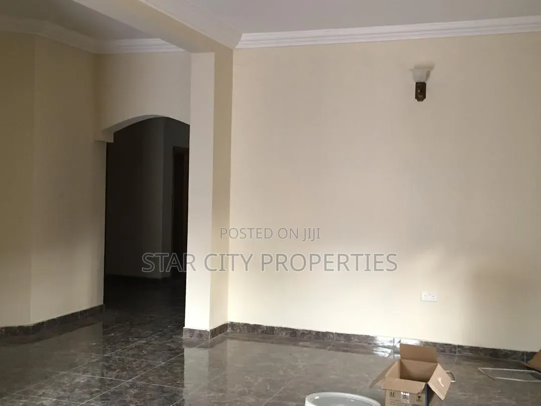 3bdrm Block of Flats in Magodo Isheri for sale