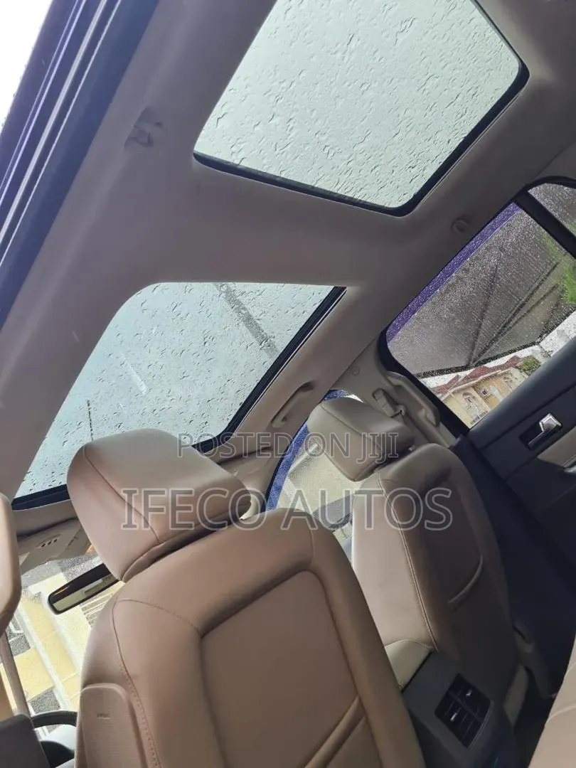 Ford Edge 2012 Blue
