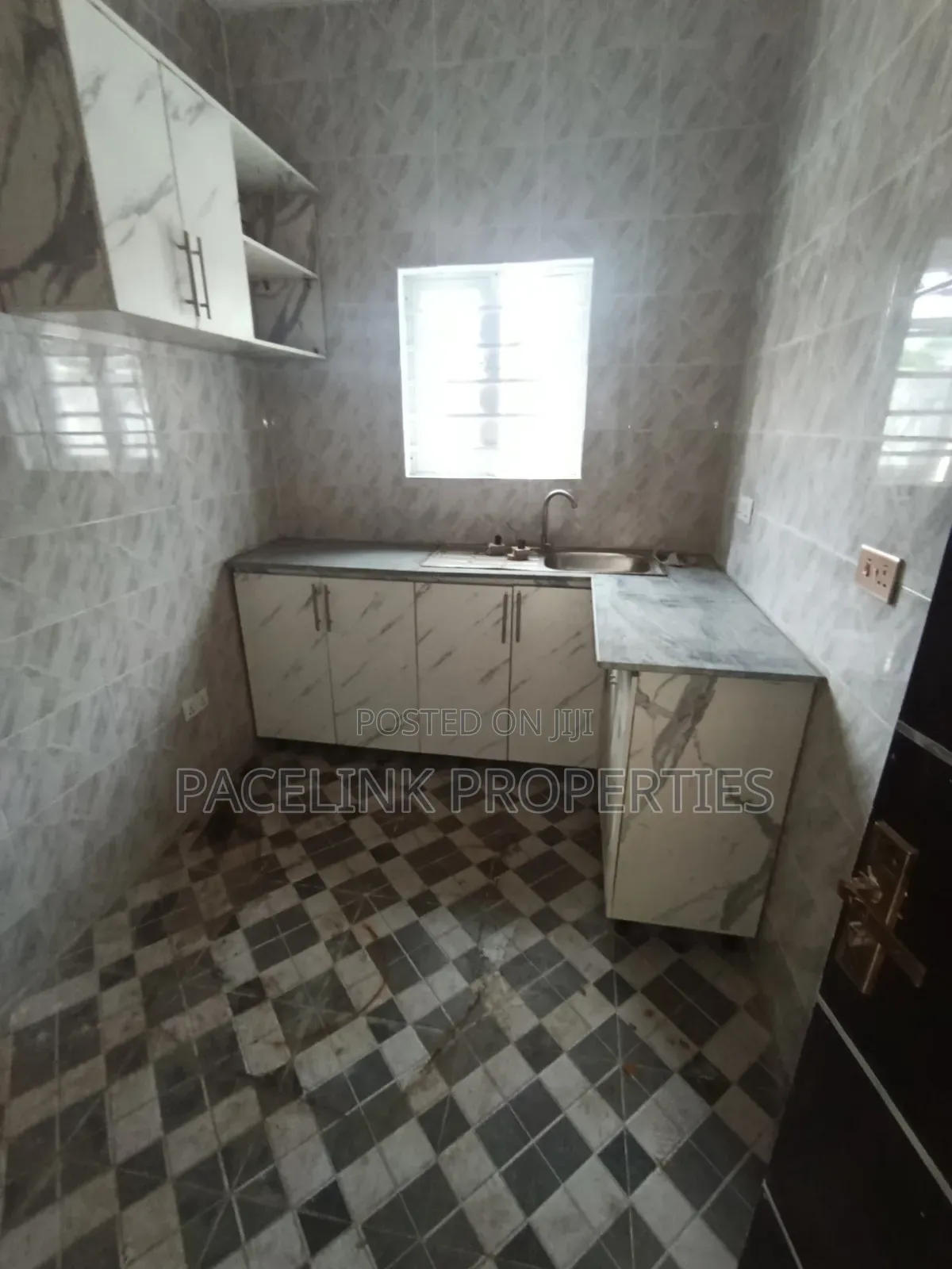 2bdrm Apartment in Ayobo for rent