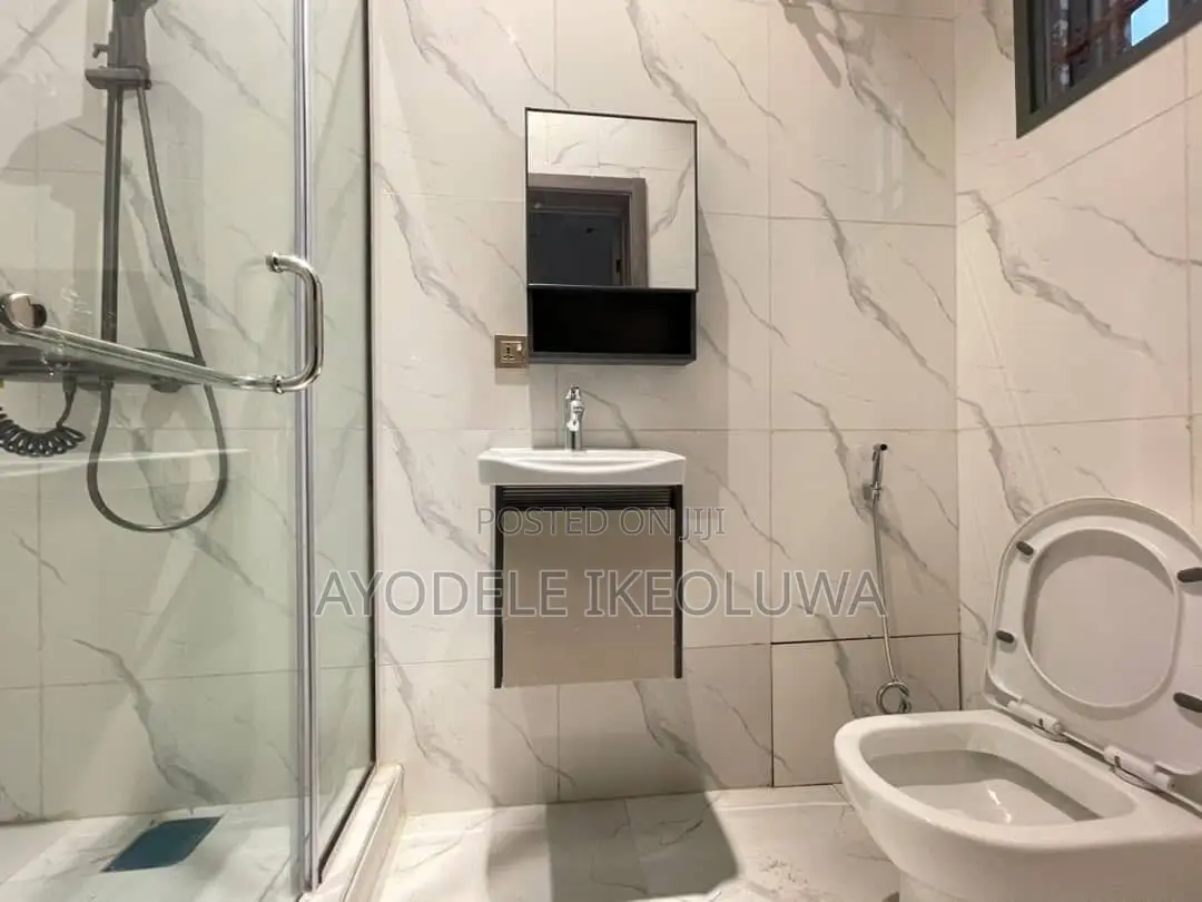 Furnished 3bdrm Apartment in Gra for rent