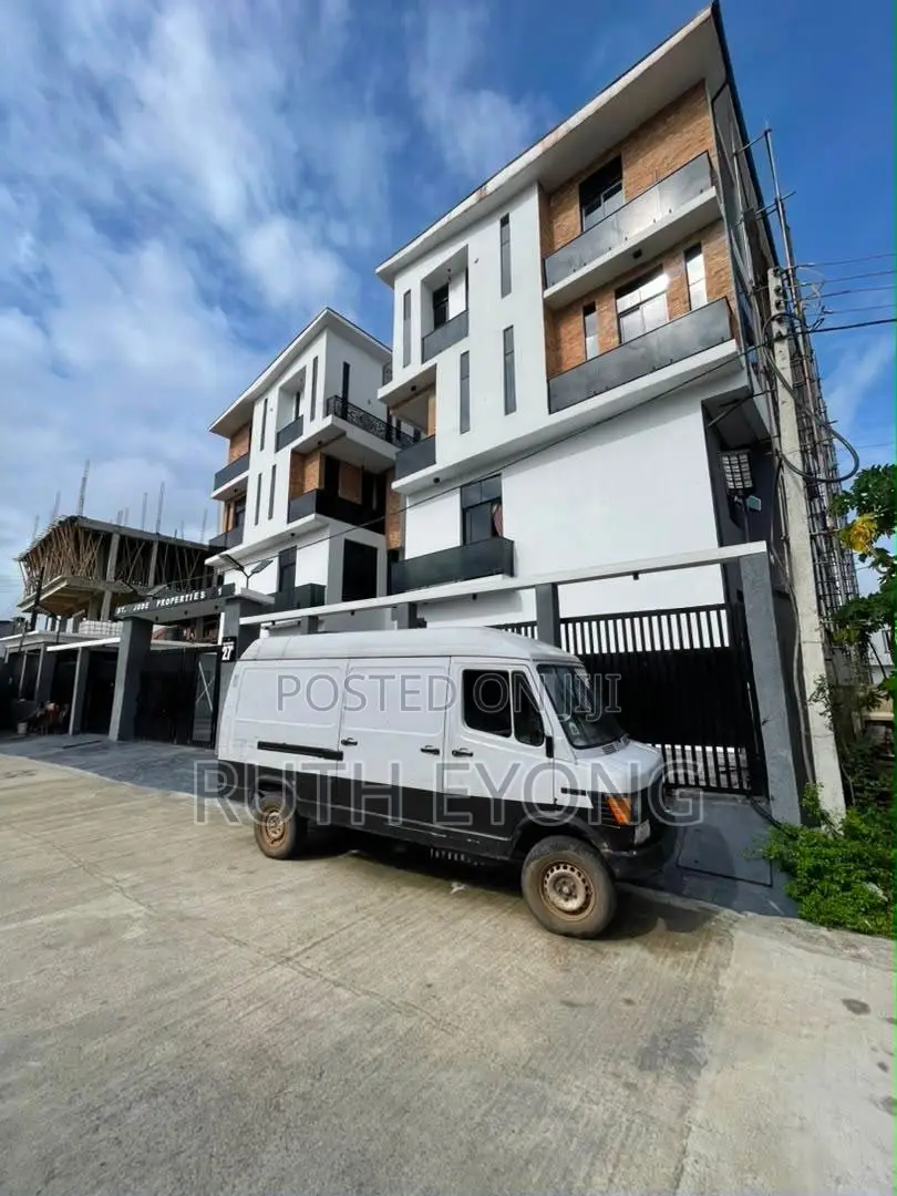 Furnished 2bdrm Apartment in Chevron Toll Gate for sale