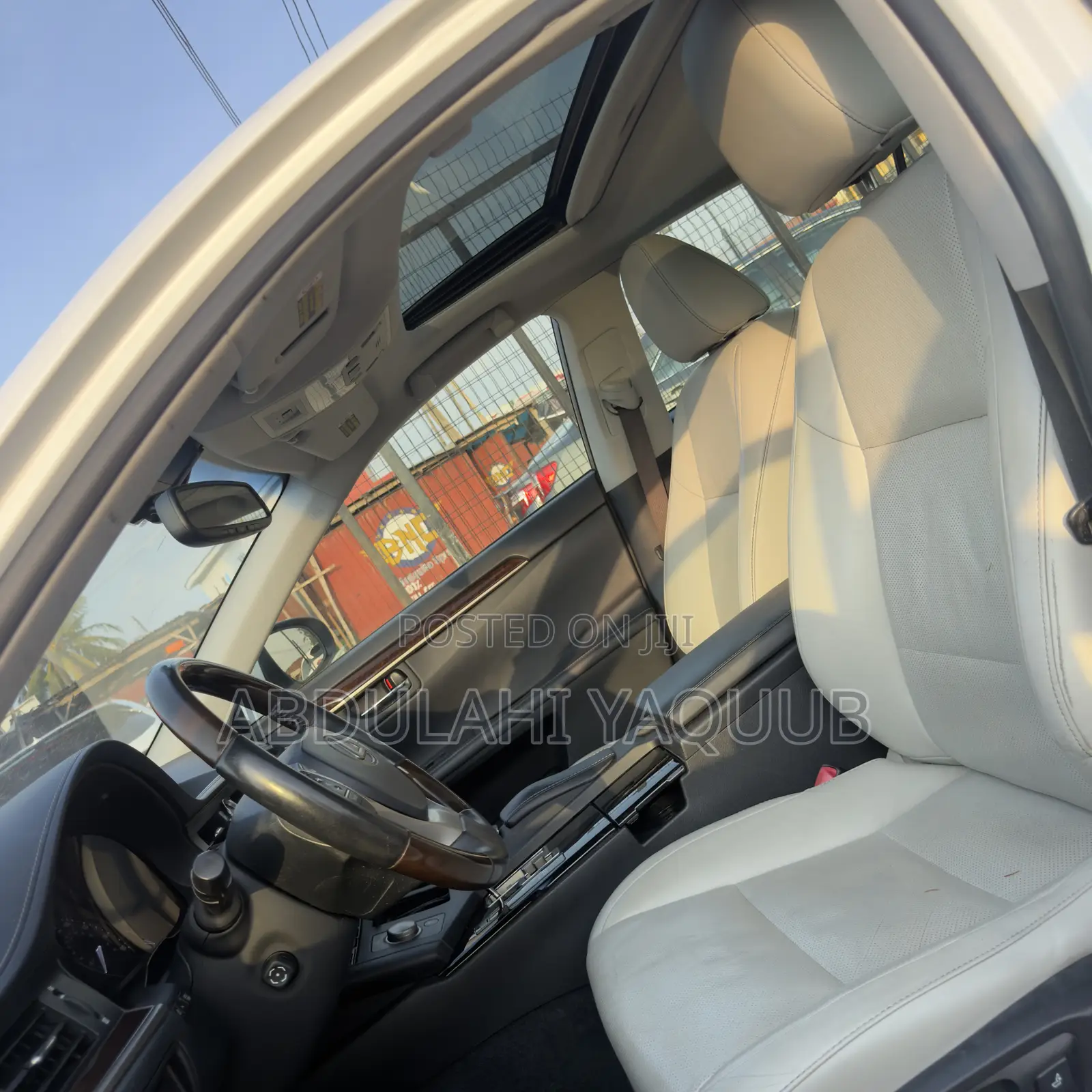 Lexus ES 350 FWD 2014 White