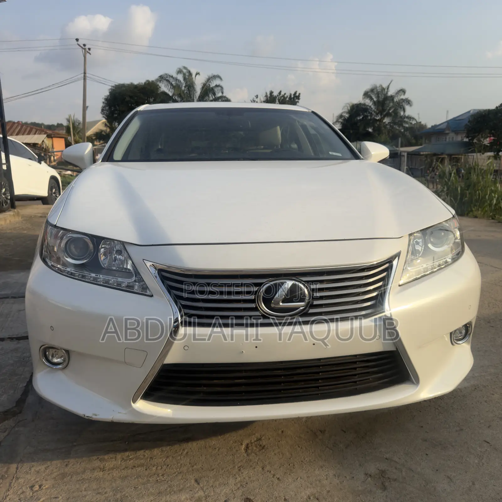 Lexus ES 350 FWD 2014 White