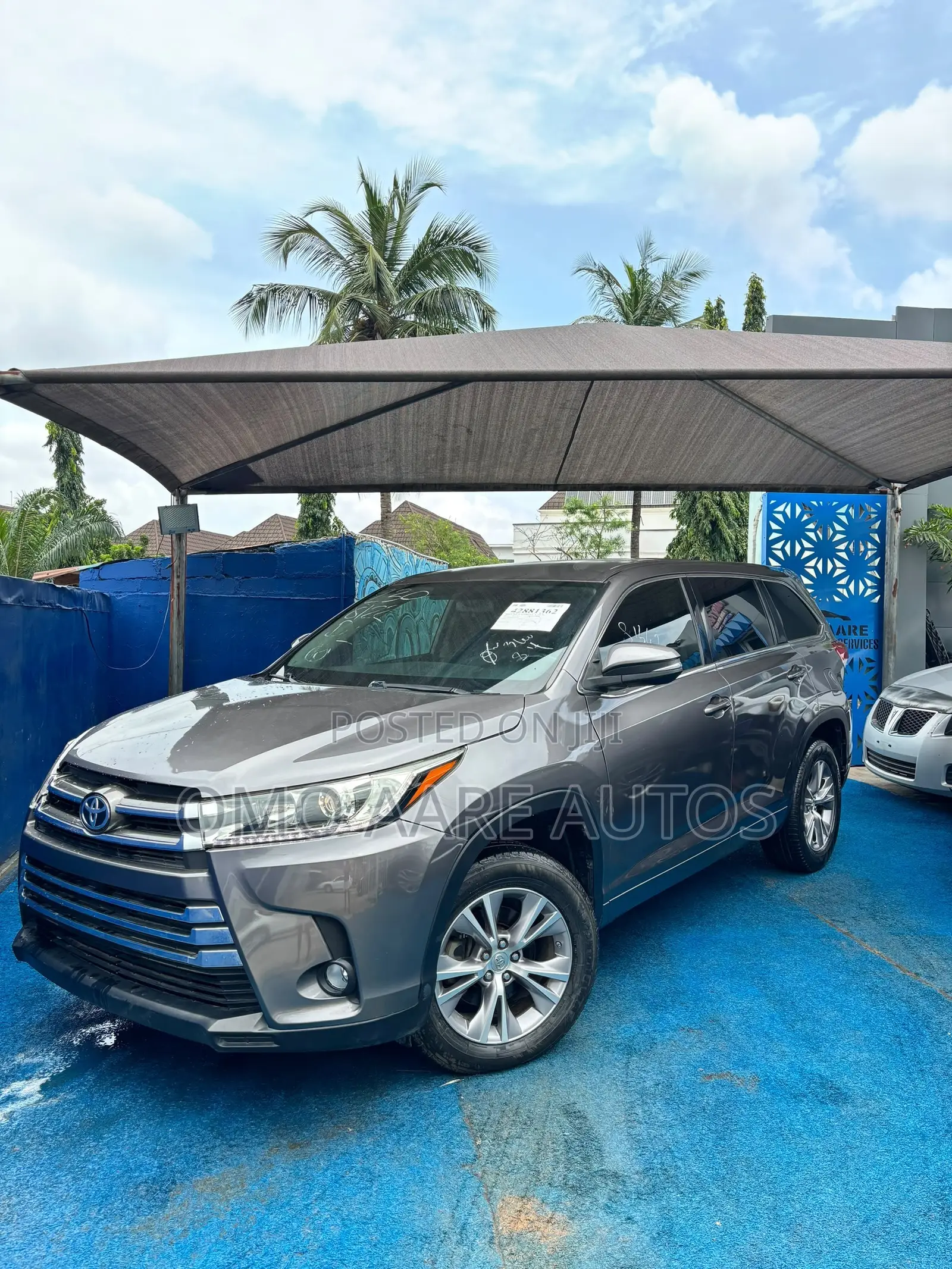 Toyota Highlander LE Plus 4dr SUV (3.5L 6cyl 6A) 2015 Gray