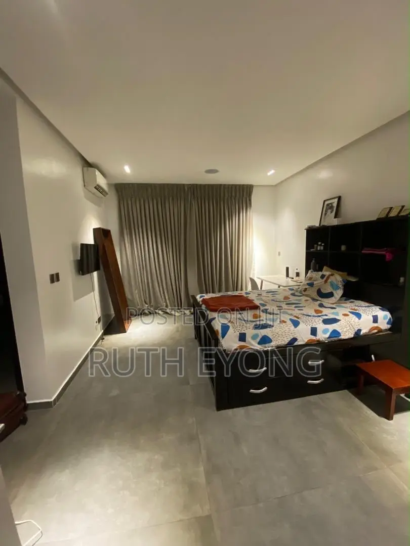 4bdrm House in Ikoyi Lagos for sale
