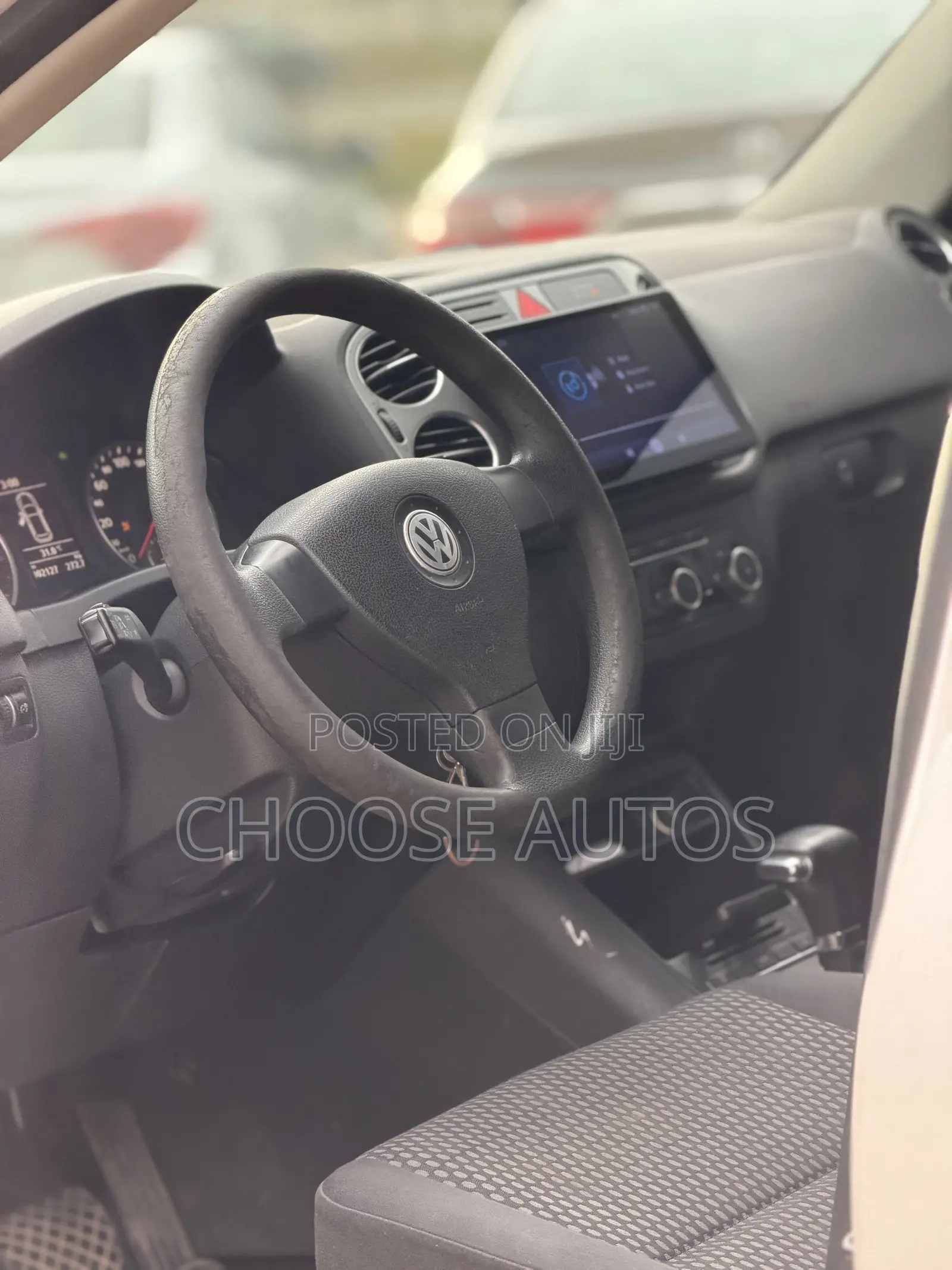 Volkswagen Tiguan S 2011 White