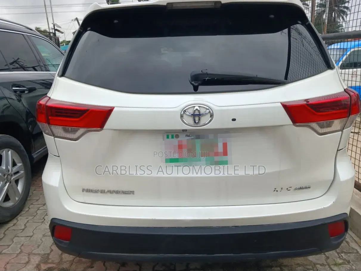 Toyota Highlander 2016 Off white