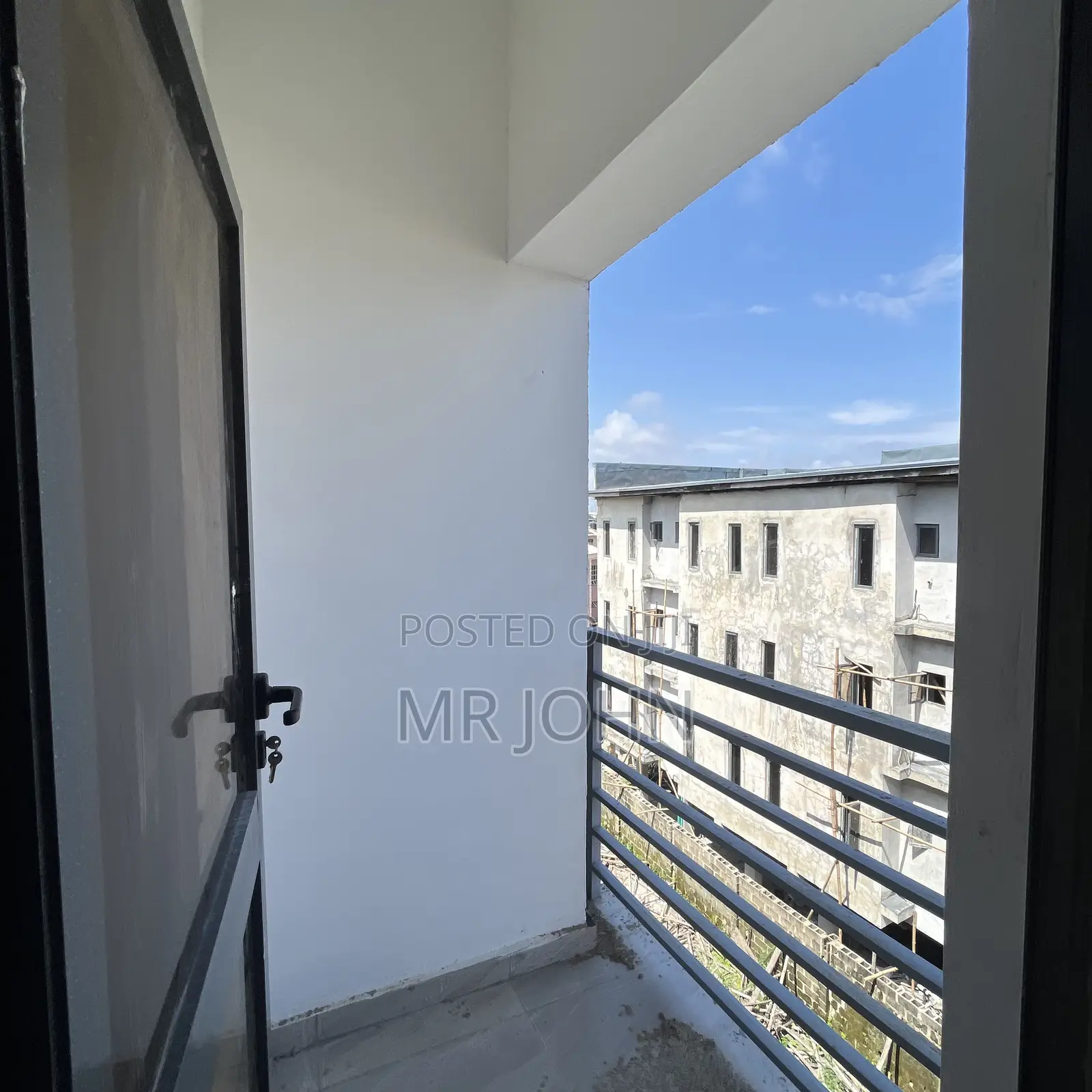 2bdrm Apartment in Secured Estate ๐ก, Lekki for rent