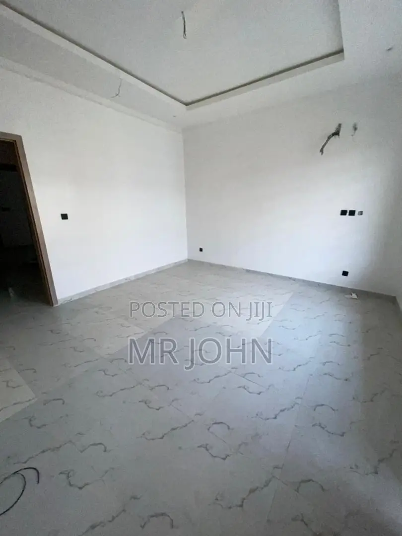 4bdrm Duplex in Ikota Villa Owo Pr, Lekki for rent