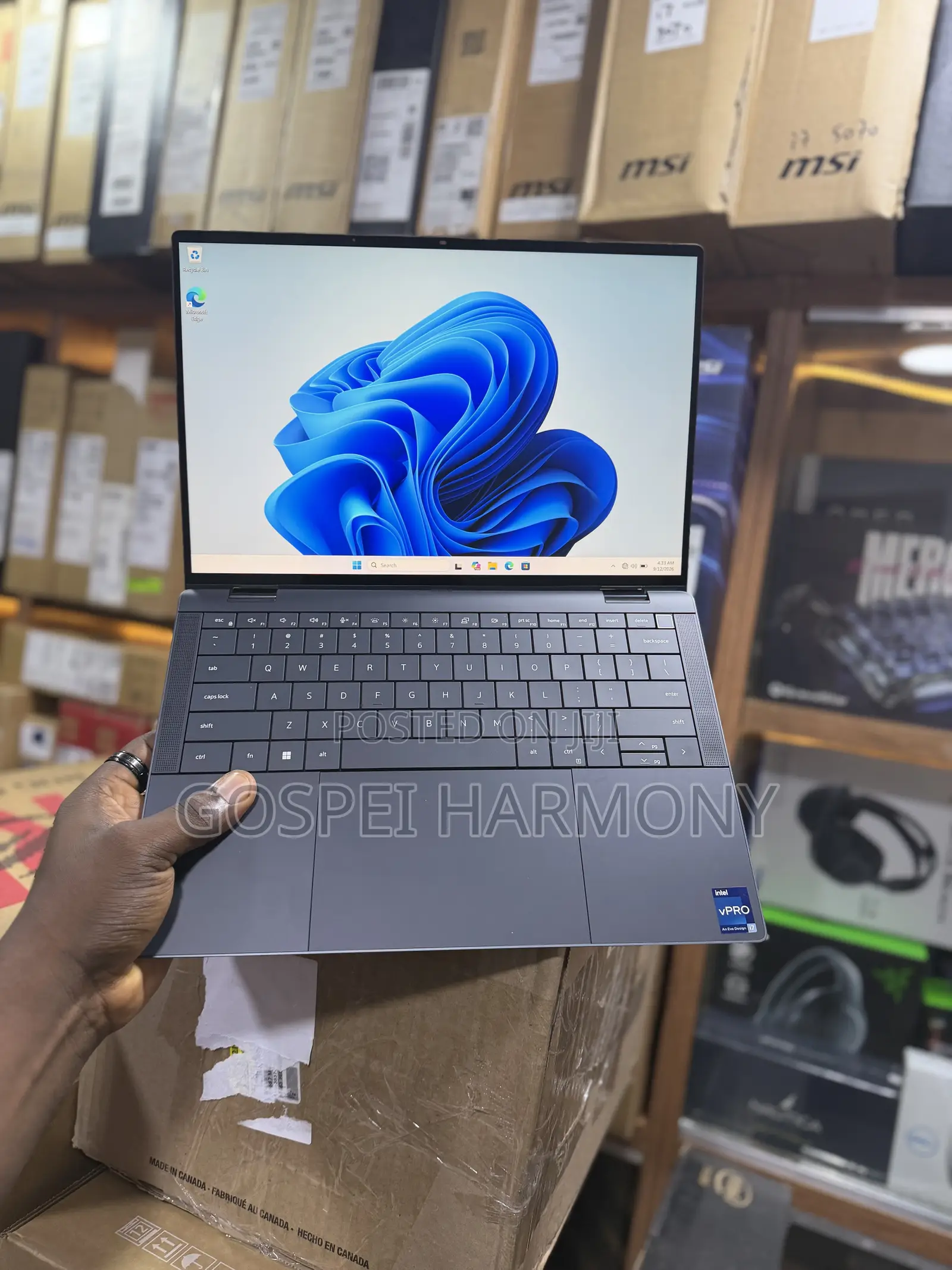 Laptop Dell Latitude 9440 2-in-1 32GB Intel Core i7 SSD 512GB