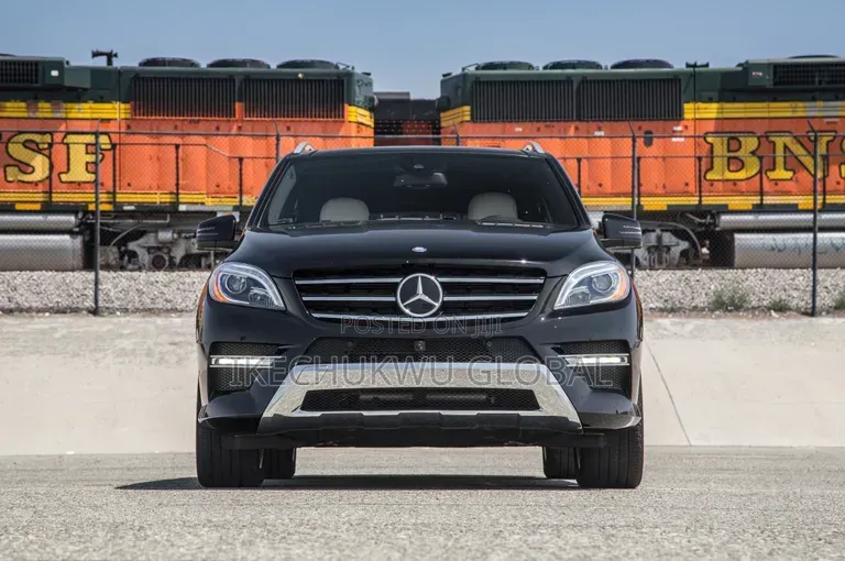 Front Bumper Mercedes Benz (AMG) ML350 and ML400 2013 to 2015