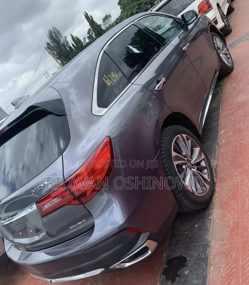 Acura MDX w/Technology & Ent. Pkgs SH-AWD 2017 Gray