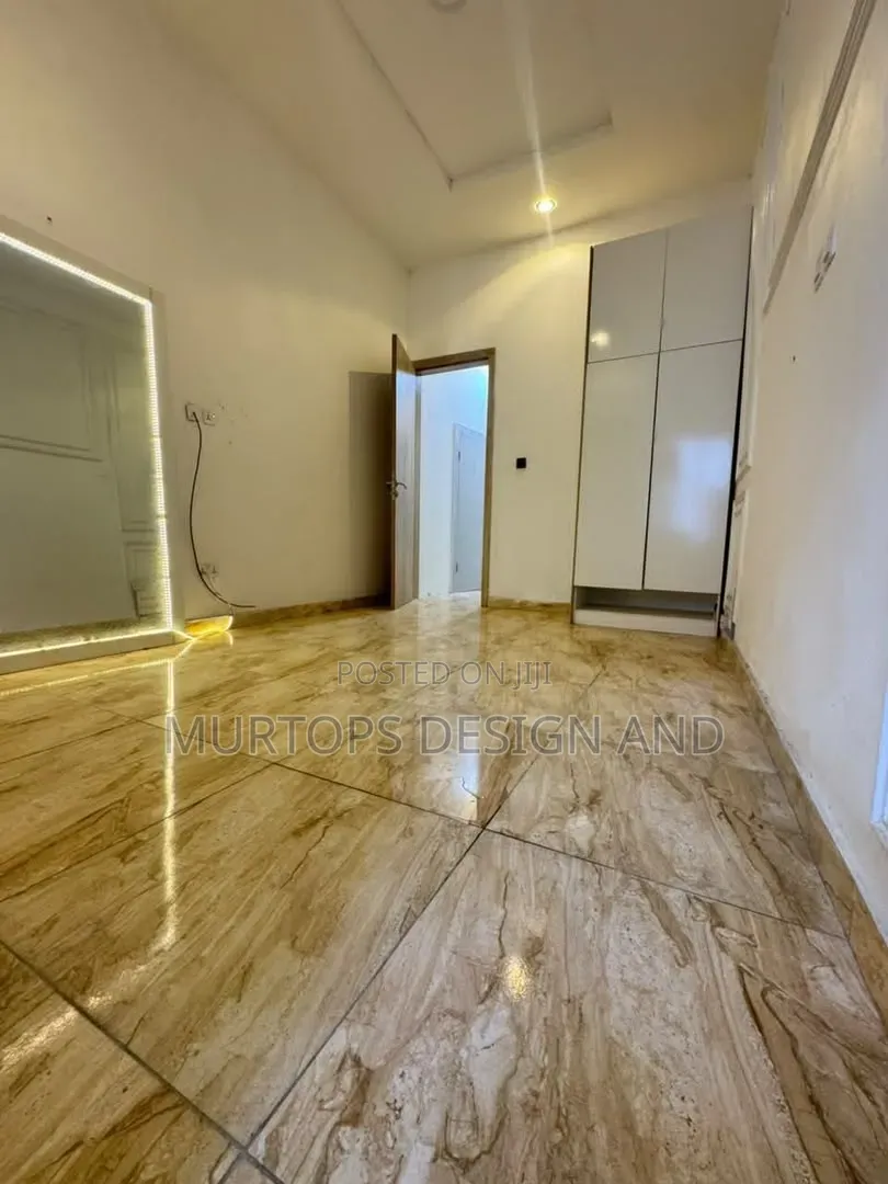 Mini Flat in VGC / Ajah for rent