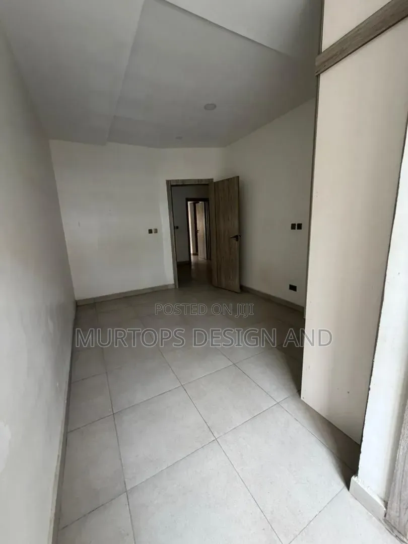 Studio Apartment in Dpk, Lekki Phase 2 for rent