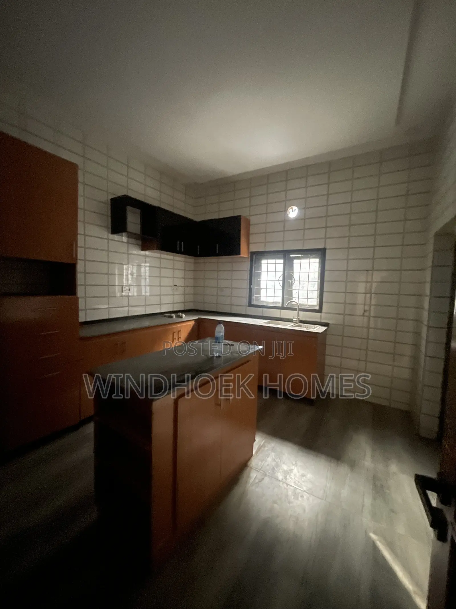 4bdrm Duplex in Galadimawa for sale
