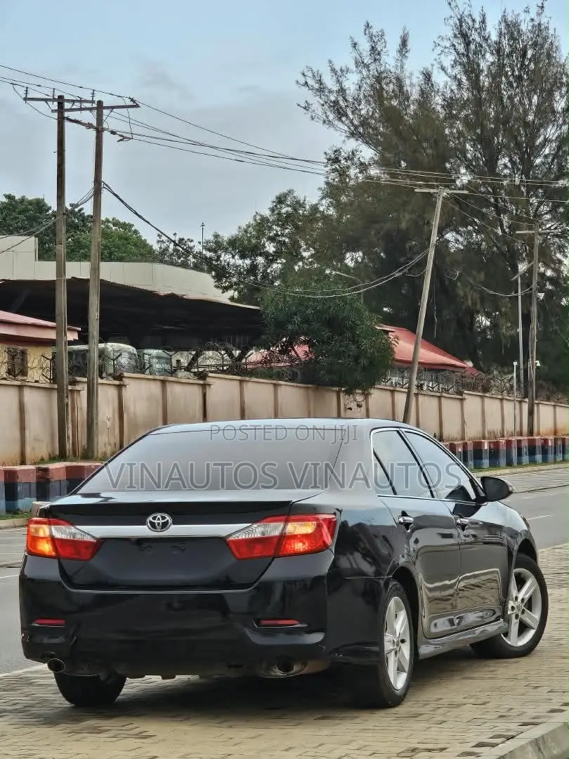 Toyota Camry 2013 Black