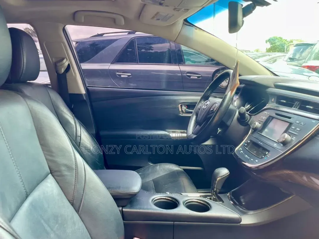 Toyota Avalon XLE Premium 4dr Sedan (3.5L 6cyl 6A) 2014 Gray