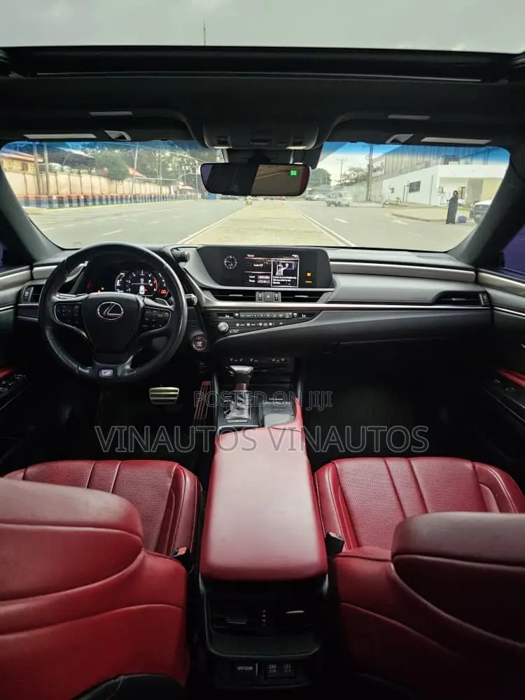 Lexus ES 2021 Black