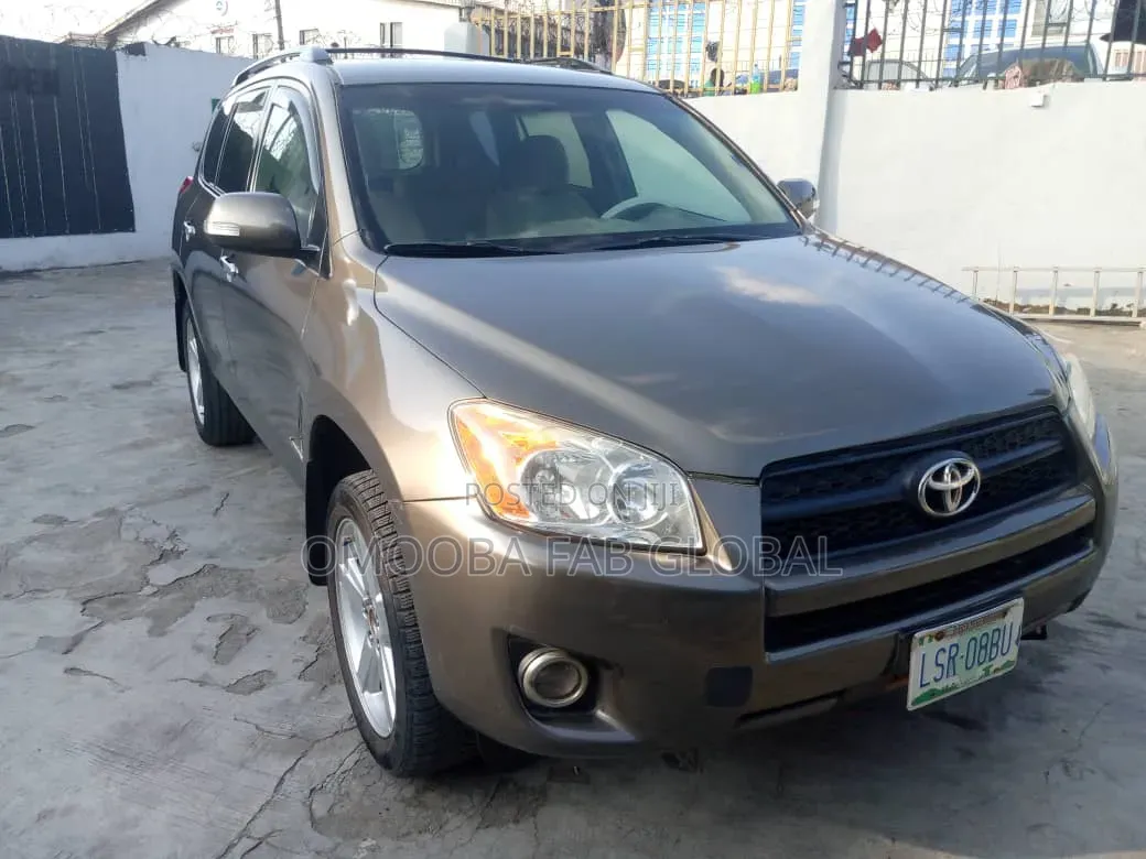 Toyota RAV4 2009