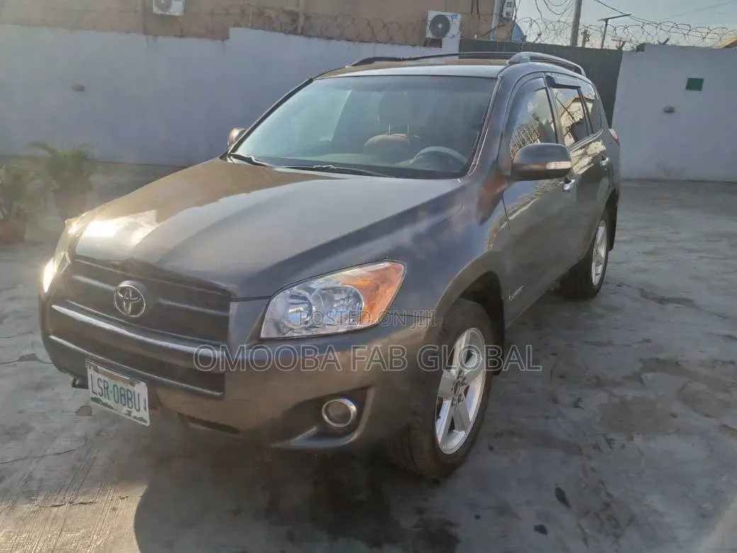 Toyota RAV4 2009