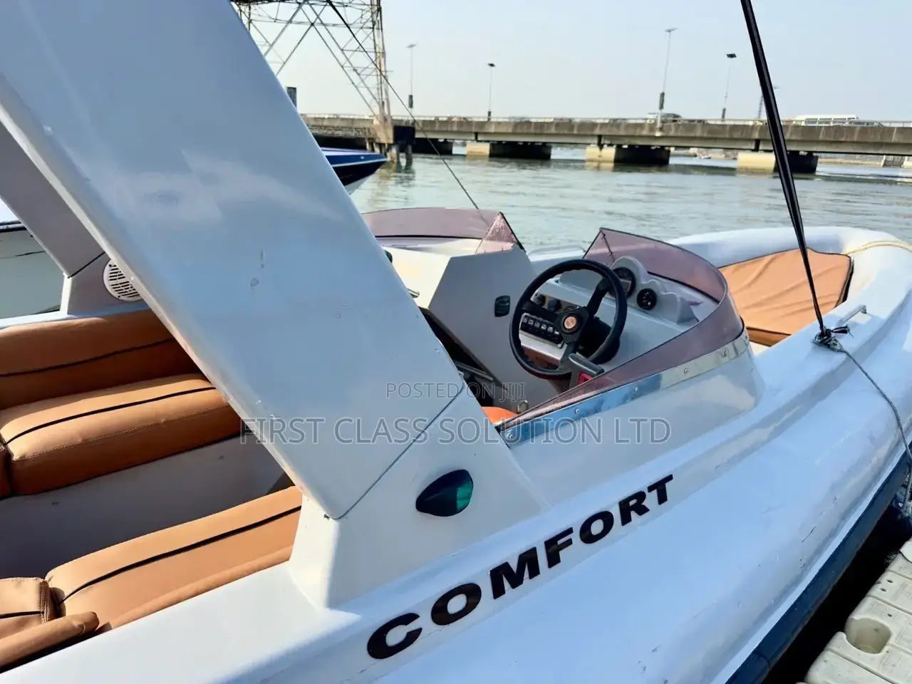 Comfort Boat Available for Booking