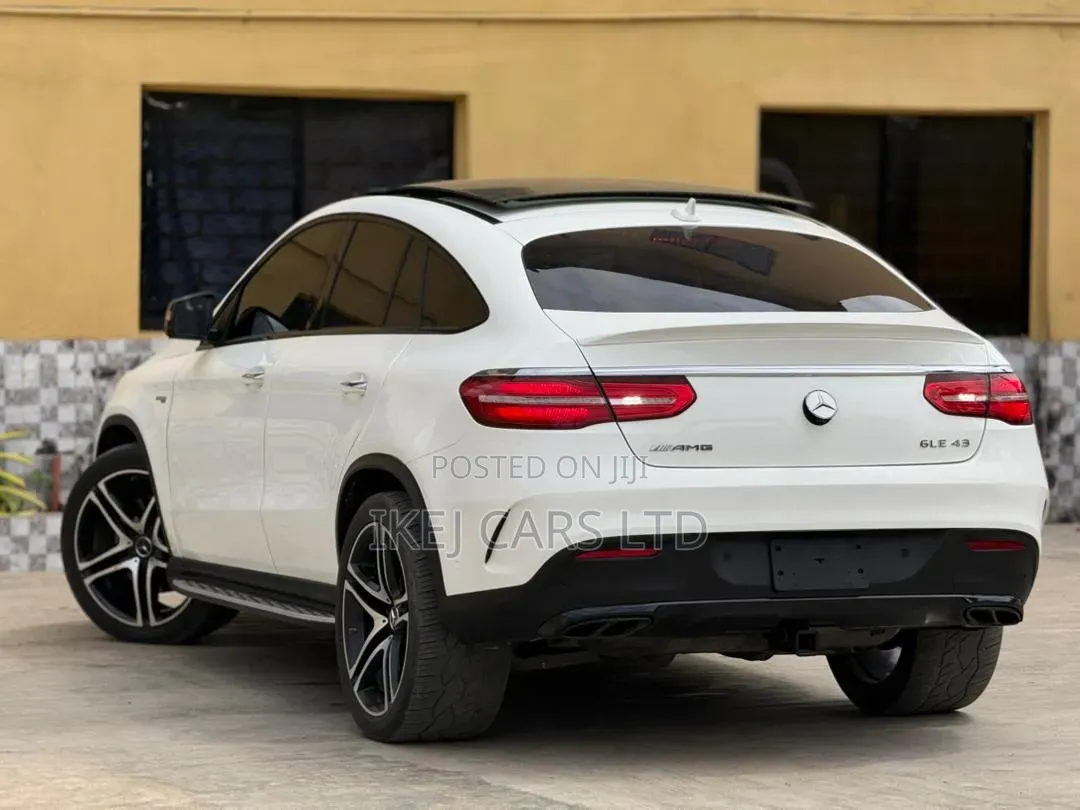 Mercedes-Benz GLE-Class 2017 White