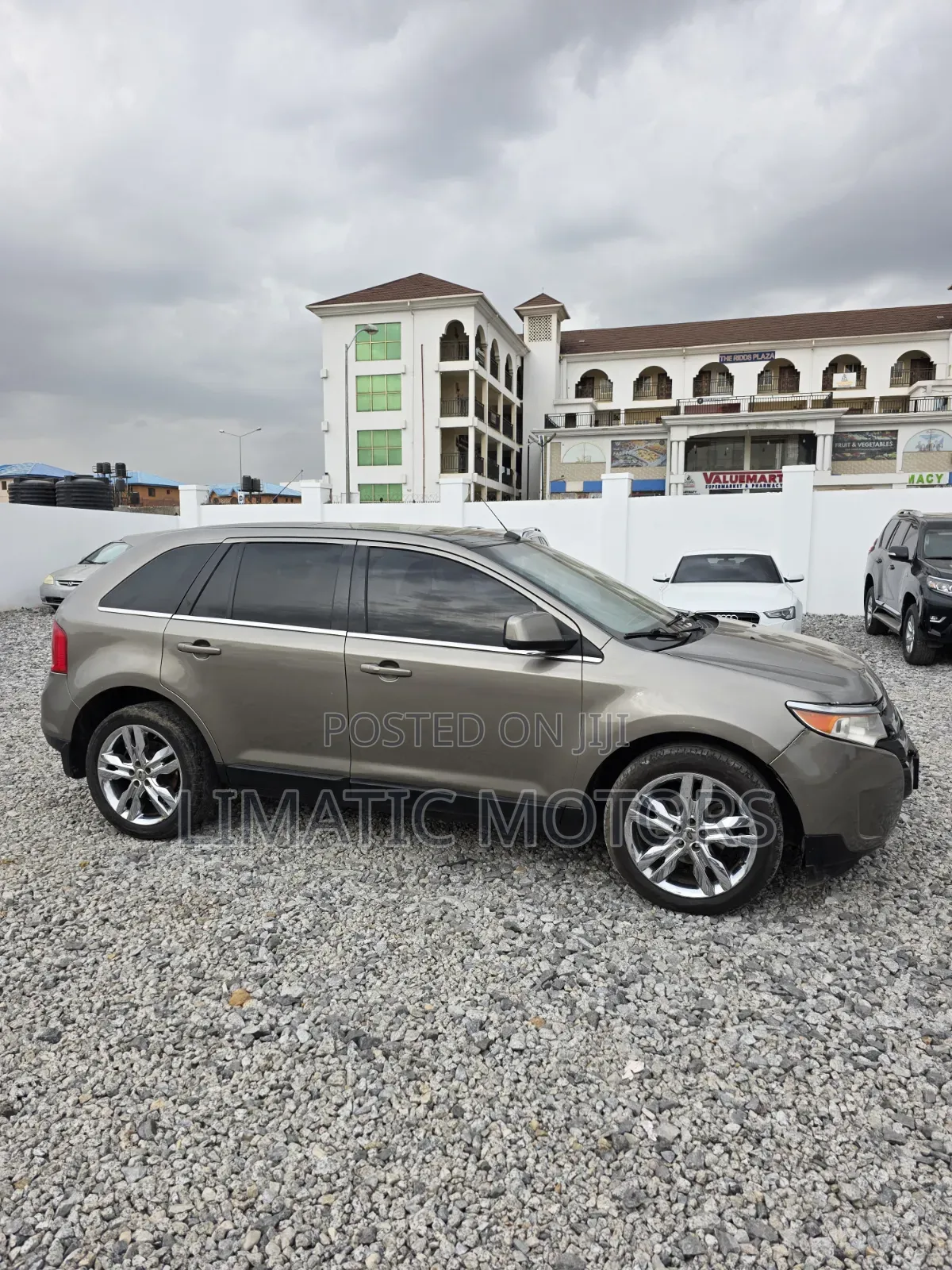 Ford Edge Limited 4dr 4x4 (3.5L 6cyl 6A) 2011 Gold