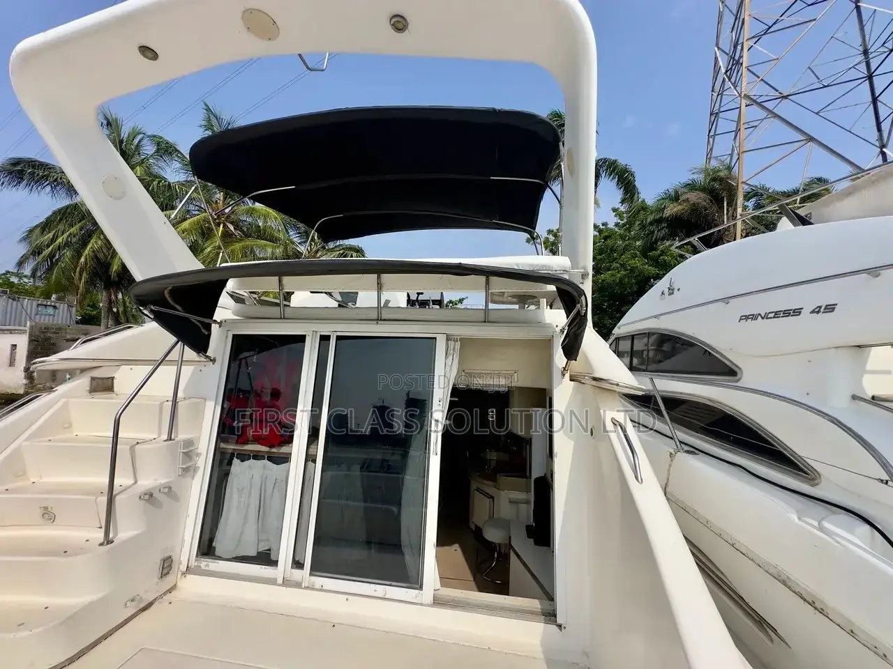 SEARAY 440 Available for Booking