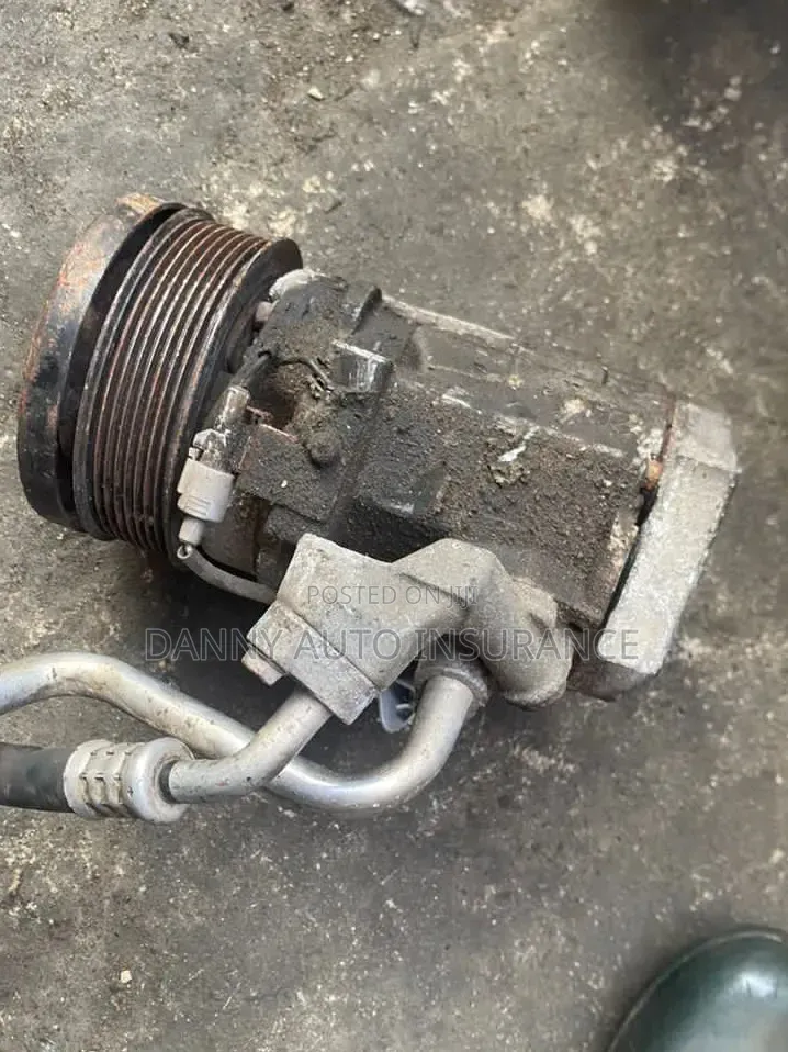 Toyota Land Cruiser Pardo a/C Compressor