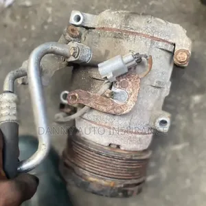 Toyota Land Cruiser Pardo a/C Compressor