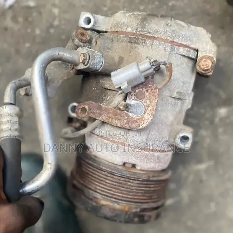 Toyota Land Cruiser Pardo a/C Compressor