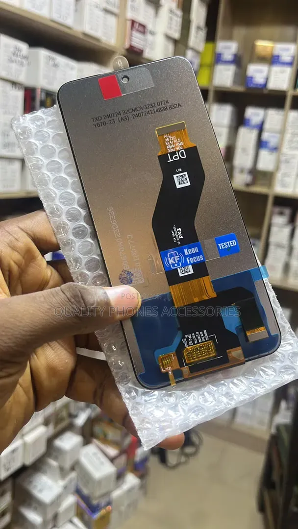 Universal KL4 LCD Available 9000